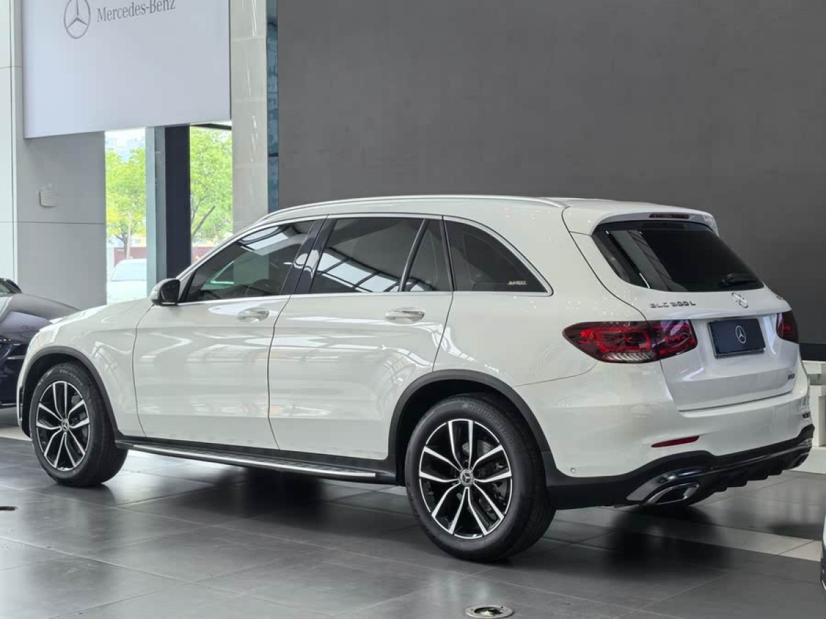 奔馳 奔馳GLC  2018款 改款 GLC 300 4MATIC 動(dòng)感型圖片