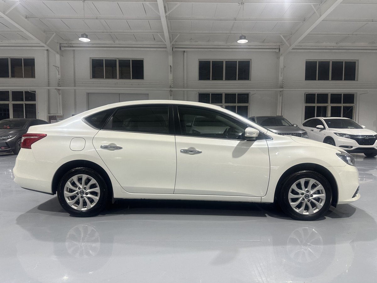 日產(chǎn) 軒逸  2019款 1.6XV CVT智聯(lián)尊享版 國(guó)V圖片