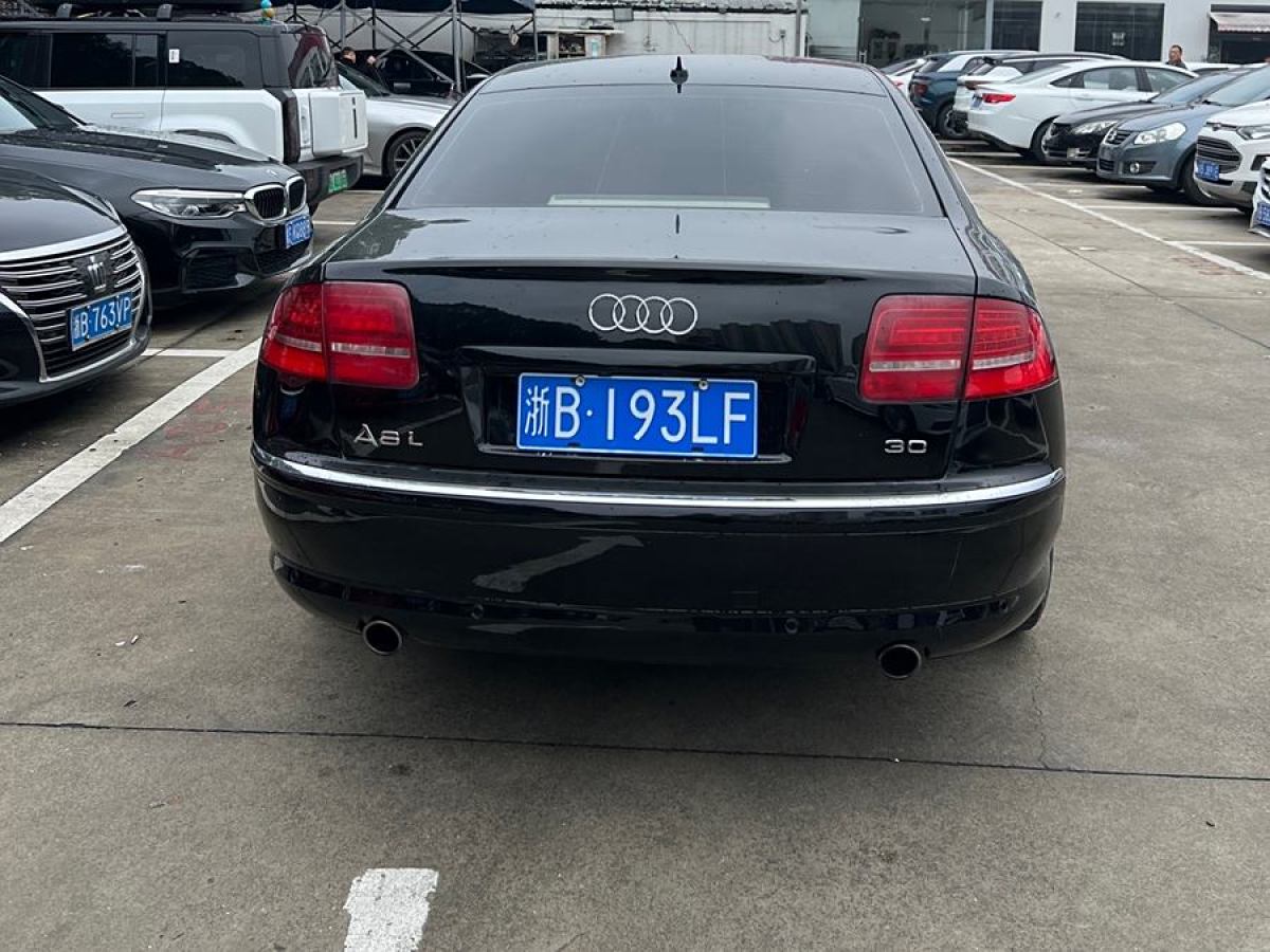 奧迪 奧迪A8  2009款 A8L 2.8 FSI 標(biāo)準(zhǔn)型圖片