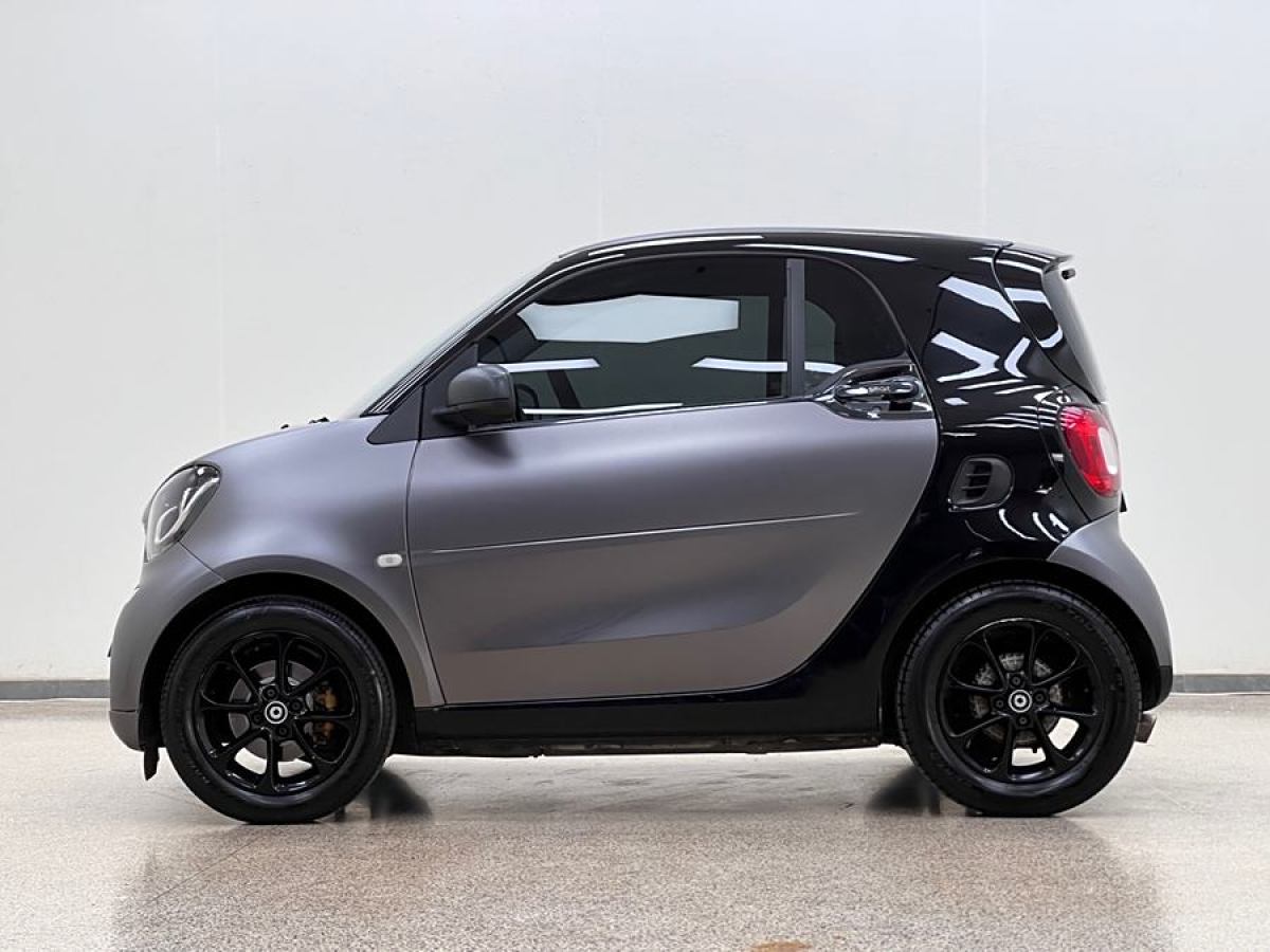 smart fortwo  2015款 1.0L 52千瓦硬頂靈動(dòng)版圖片