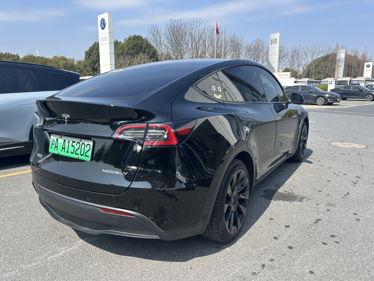 特斯拉 Model 3  2021款 改款 標(biāo)準(zhǔn)續(xù)航后驅(qū)升級版圖片