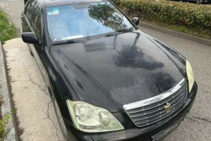 皇冠 豐田 2.5L Royal 導(dǎo)航版