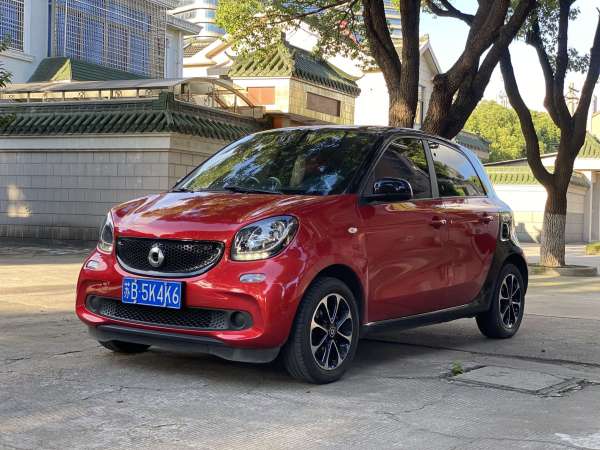 smart forfour  2016款 1.0L 52千瓦激情版