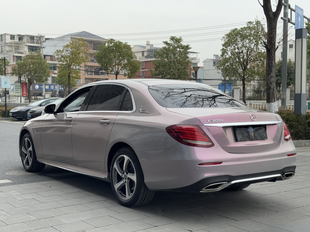 奔馳 奔馳E級(jí)  2019款 改款 E 300 L 時(shí)尚型圖片