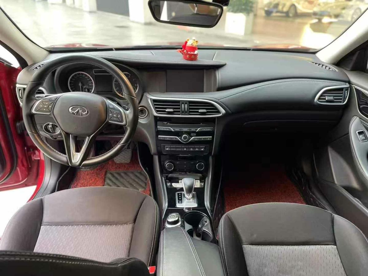英菲尼迪 QX30 圖片