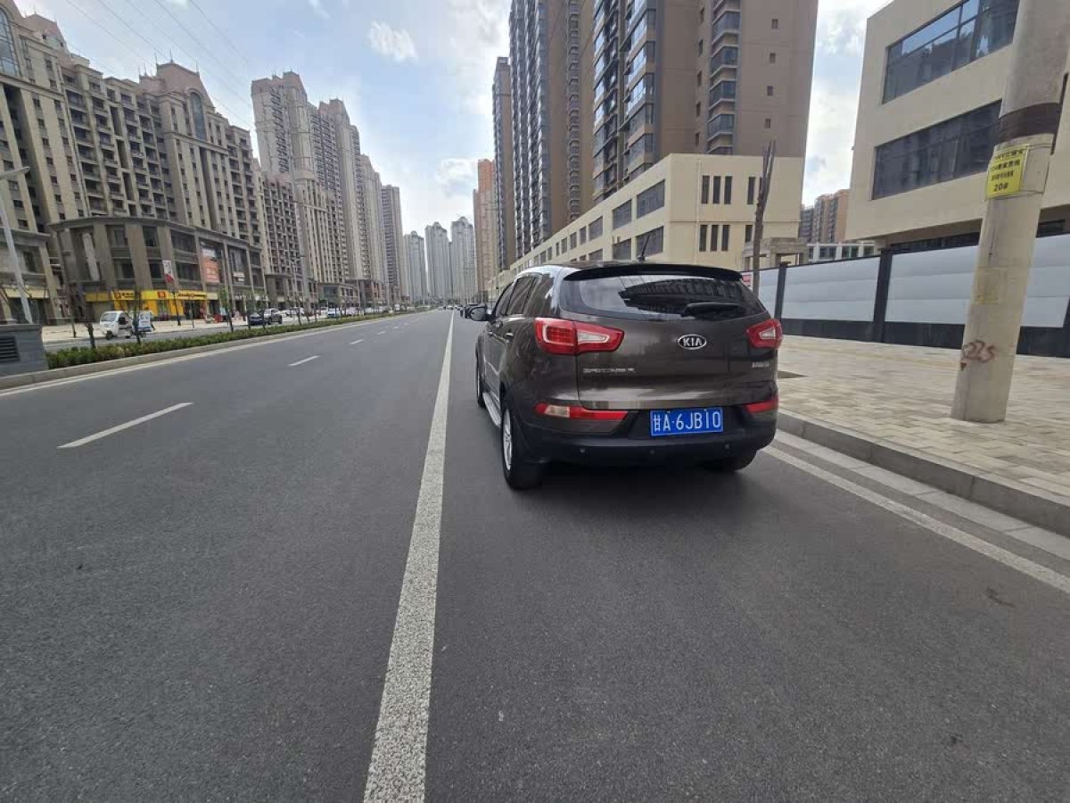 起亞 智跑  2012款 2.0L 自動(dòng)兩驅(qū)版GL圖片
