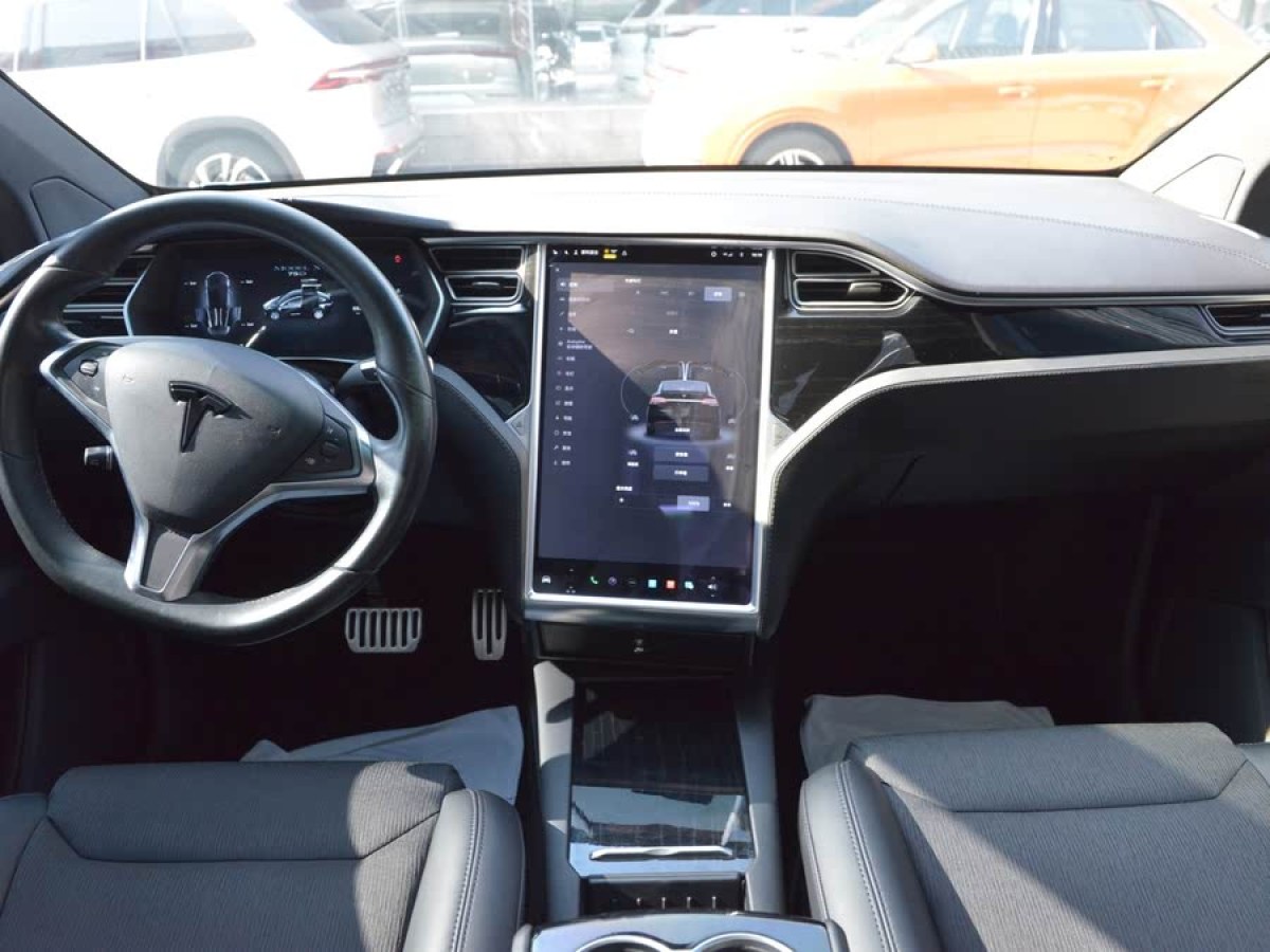 特斯拉 Model X  2016款 Model X 75D圖片
