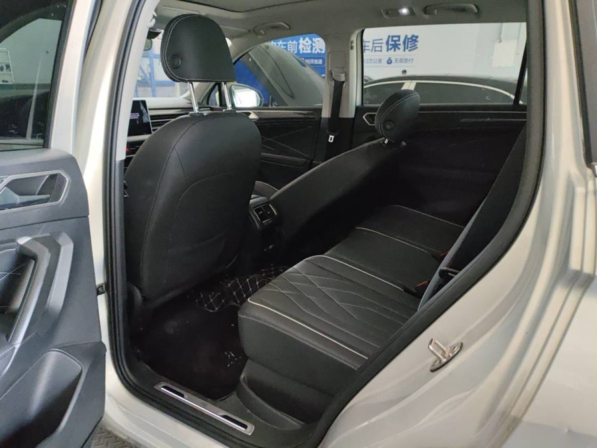 大眾 途觀L  2023款 改款 330TSI 自動(dòng)兩驅(qū)R-Line越享版圖片