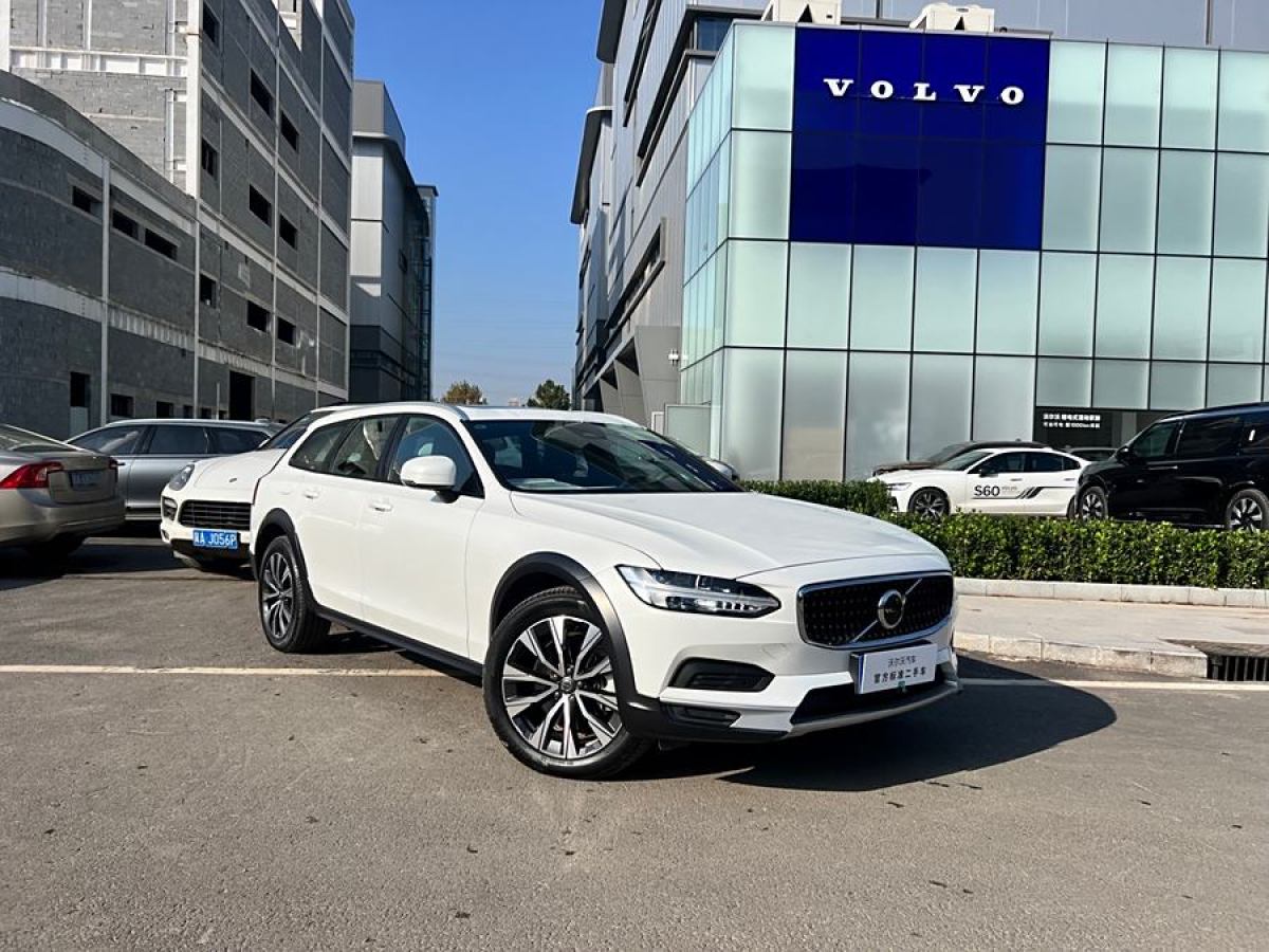 沃尔沃 V90  2023款 Cross Country B5 AWD 智远版图片