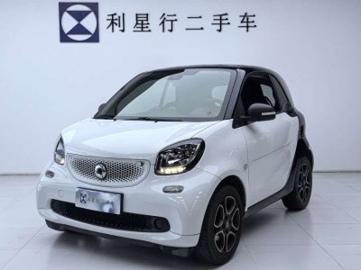 2019年10月 smart fortwo 0.9T 66千瓦硬頂風(fēng)擎版 國(guó)VI圖片