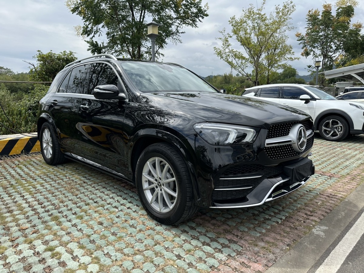 奔驰 奔驰GLE  2020款 改款 GLE 350 4MATIC 时尚型图片