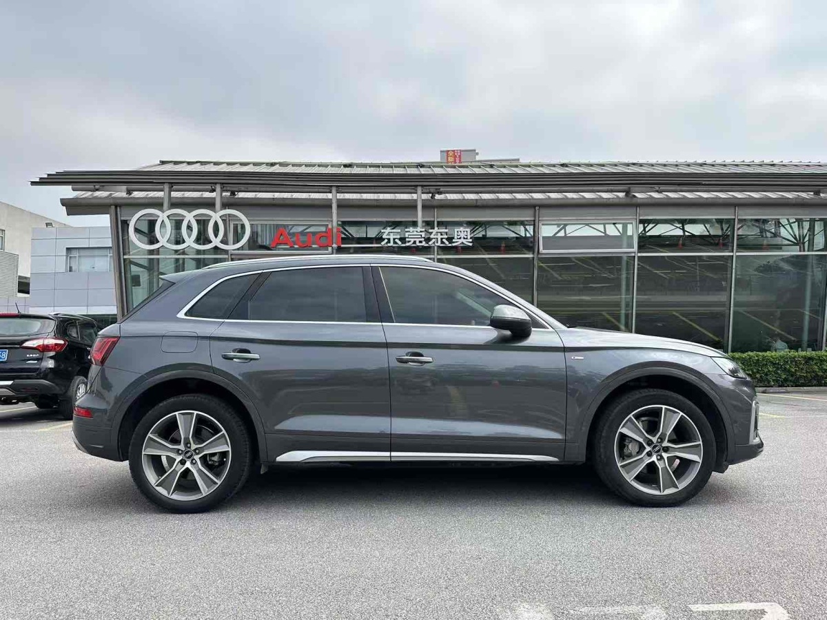 奧迪 奧迪Q5L  2022款 改款 45T 豪華動感型圖片