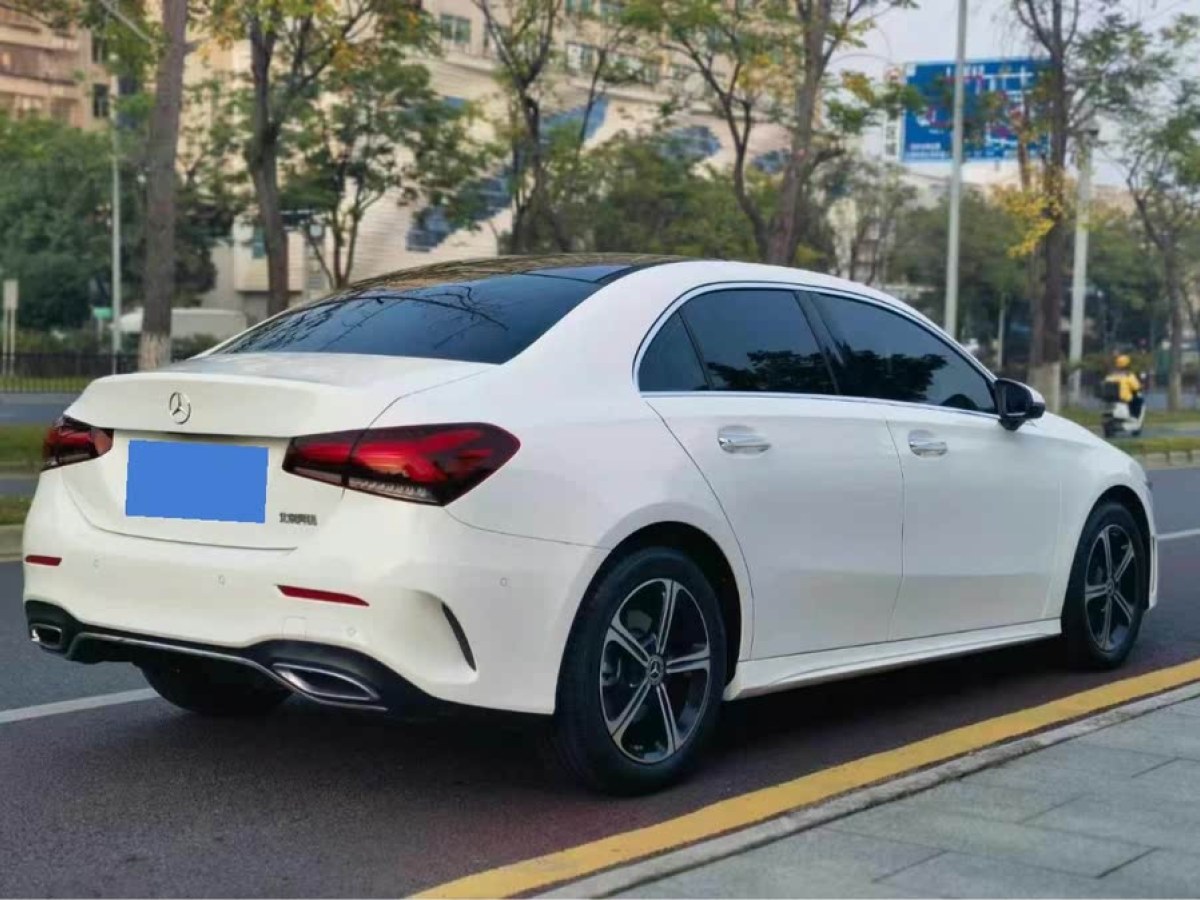 奔馳 奔馳A級  2023款 A 200 L 時尚型圖片