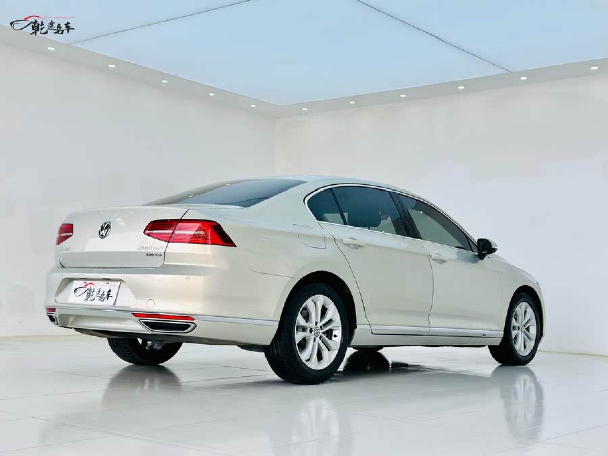 大眾 邁騰  2018款 改款 330TSI DSG 豪華型圖片