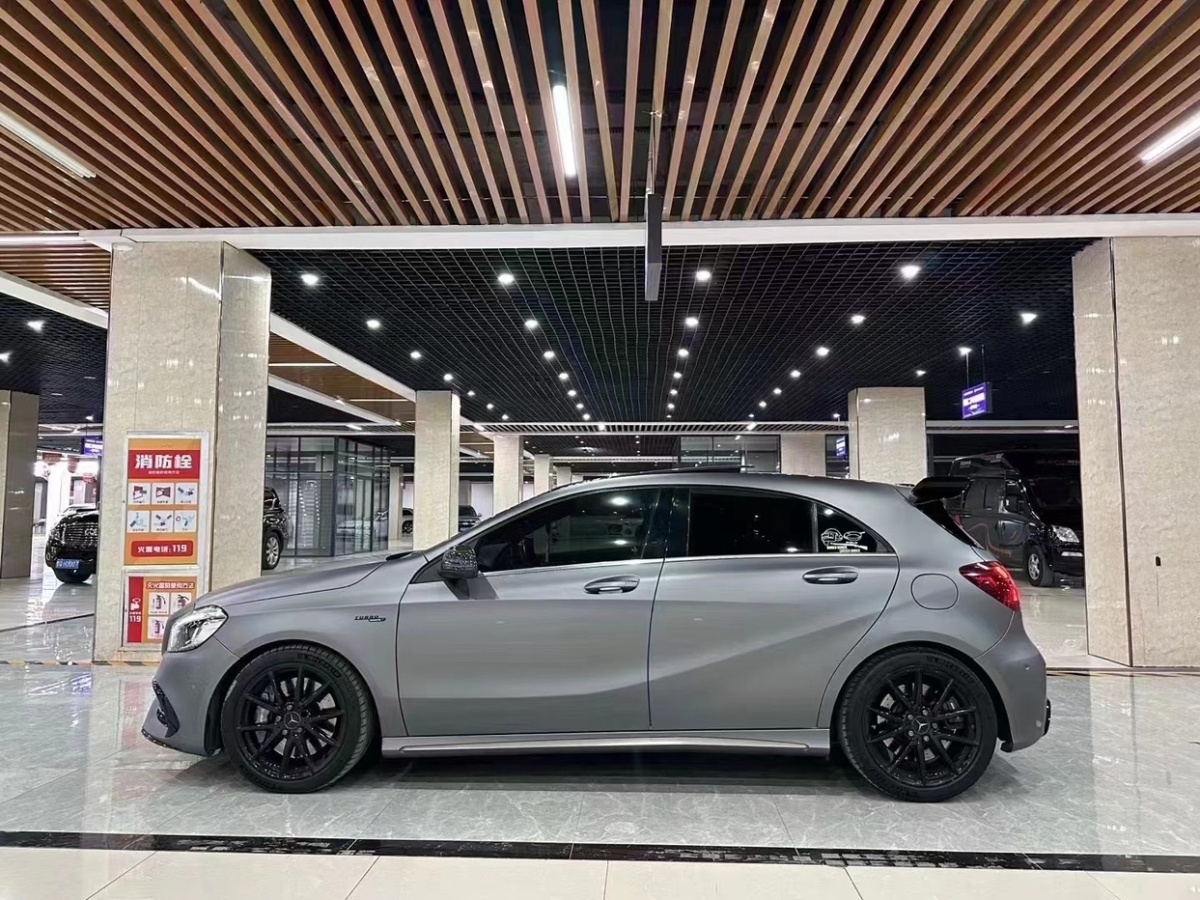 奔驰 奔驰A级AMG  2016款 AMG A 45 4MATIC图片