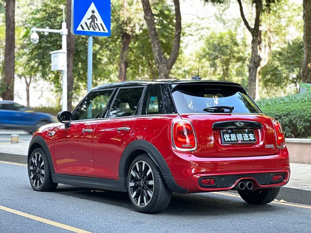 2015年12月MINI MINI  2015款 2.0T COOPER S 五門版