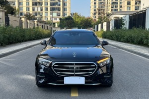 奔驰E级 奔驰 E 300 L 时尚型