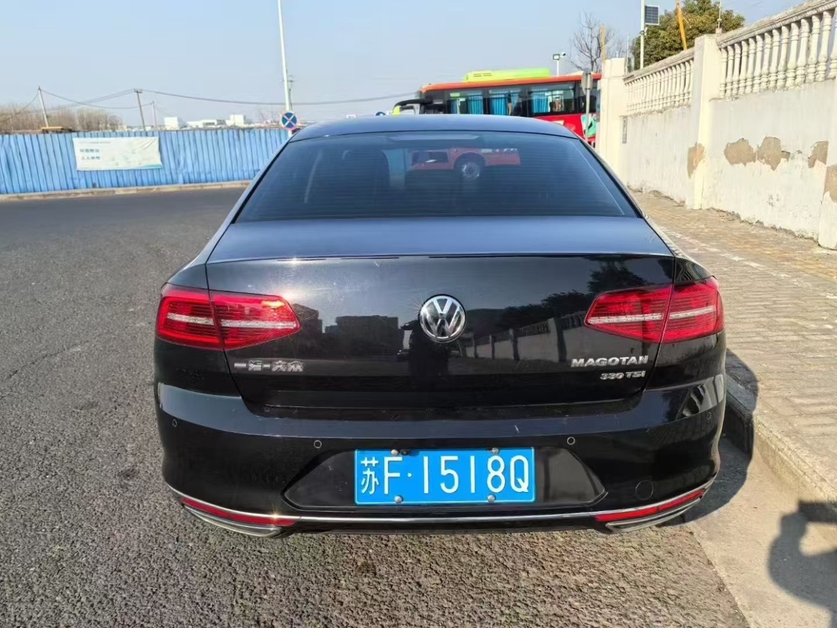 大眾 邁騰  2019款 330TSI DSG 領(lǐng)先型圖片