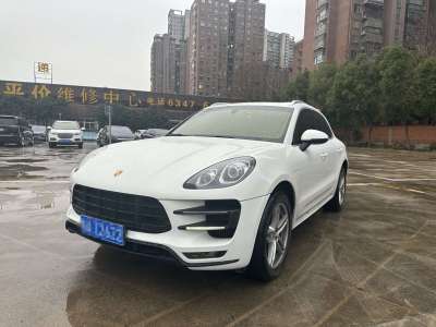 2015年8月 保時(shí)捷 Macan Macan Turbo 3.6T圖片