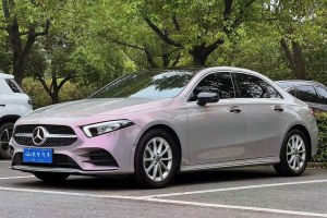 奔馳A級 奔馳 改款 A 200 L 運動轎車時尚型