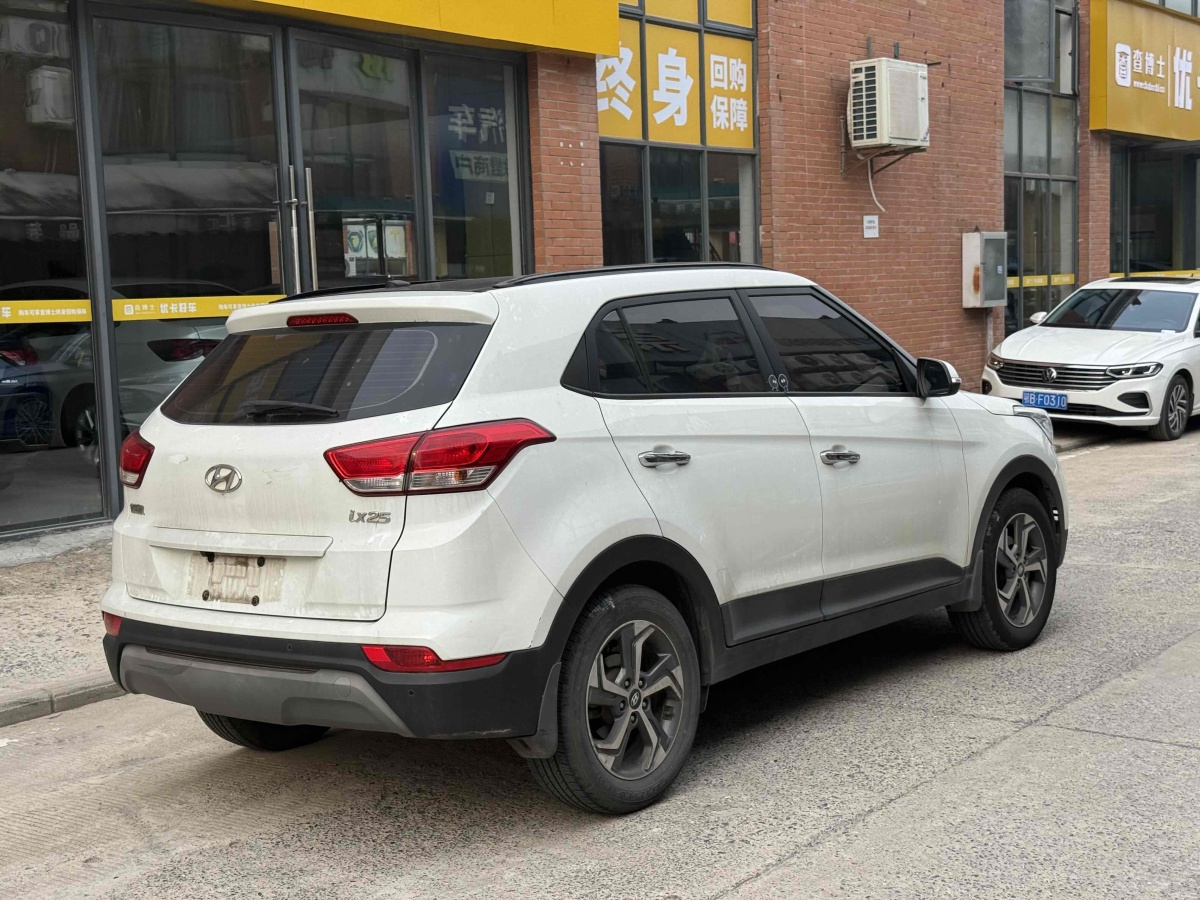現(xiàn)代 ix25  2017款 1.6L 自動智能型圖片