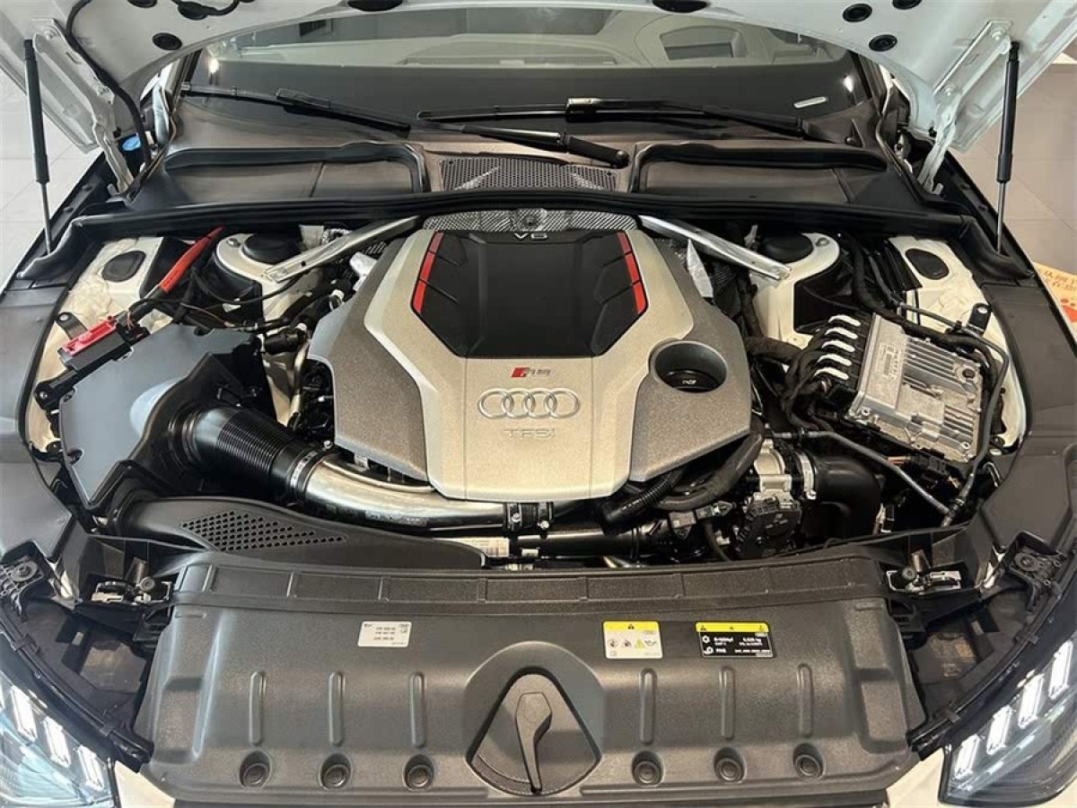 奧迪 奧迪RS 4  2024款 RS4 Avant 燃擎版圖片