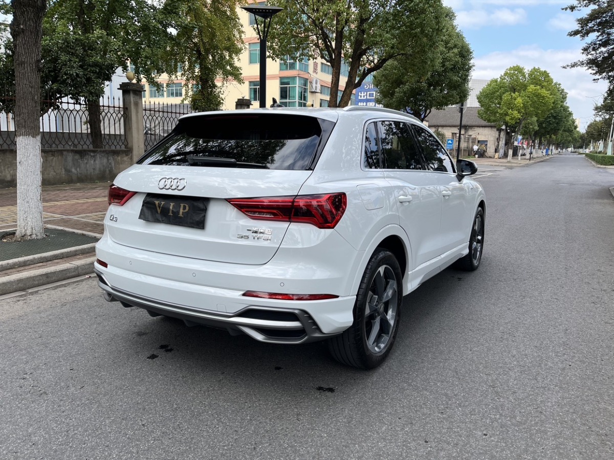 奥迪 奥迪Q3  2020款 35 TFSI 时尚动感型图片