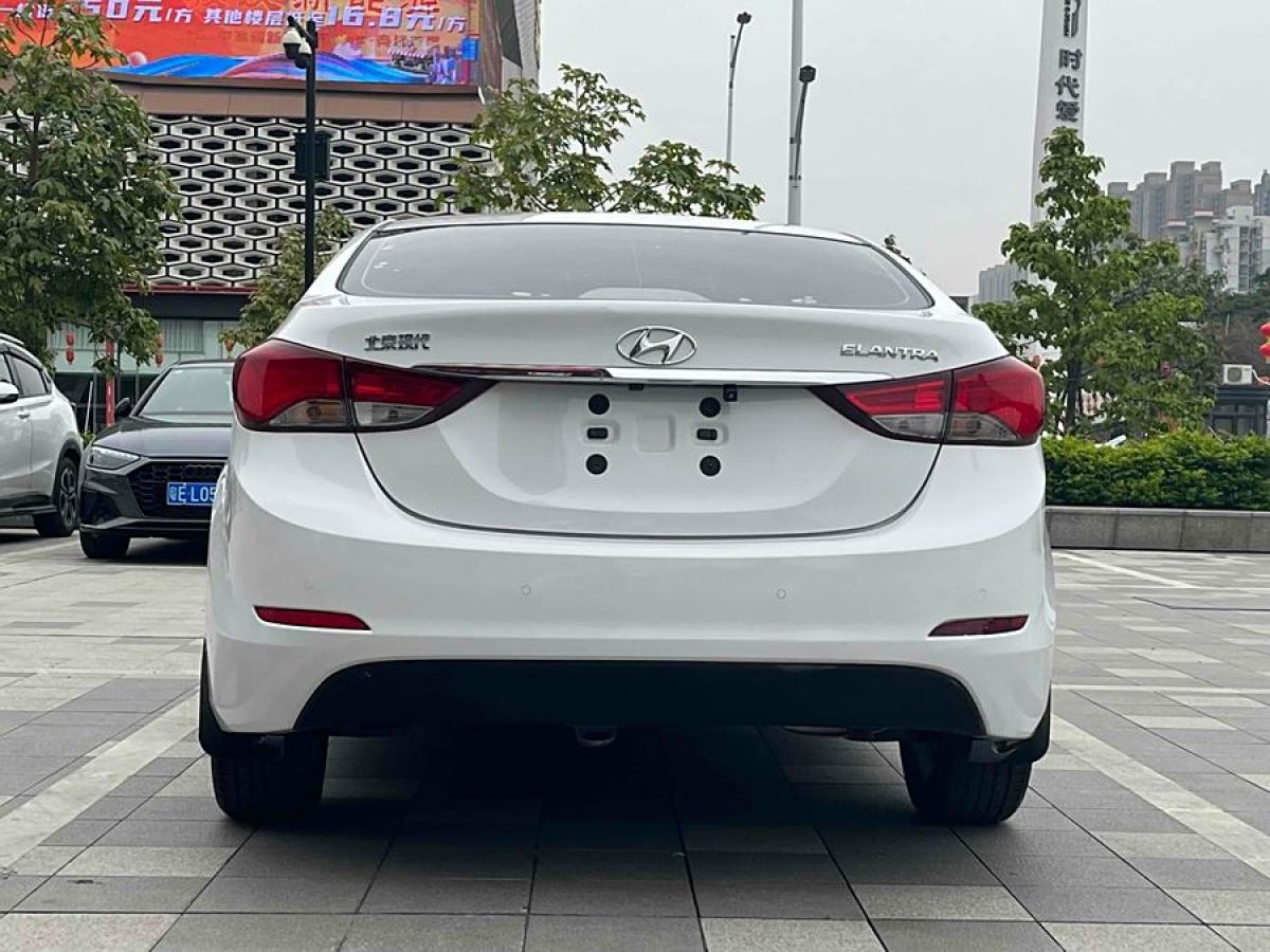 現(xiàn)代 朗動  2016款 1.6L 自動尊貴型圖片