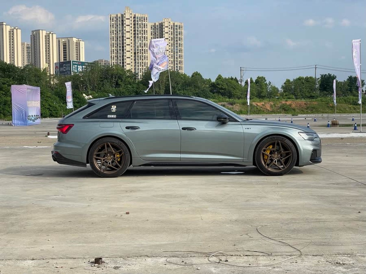 奧迪 奧迪A6  2020款 Allroad 探索家 55 TFSI 尊享越野型圖片