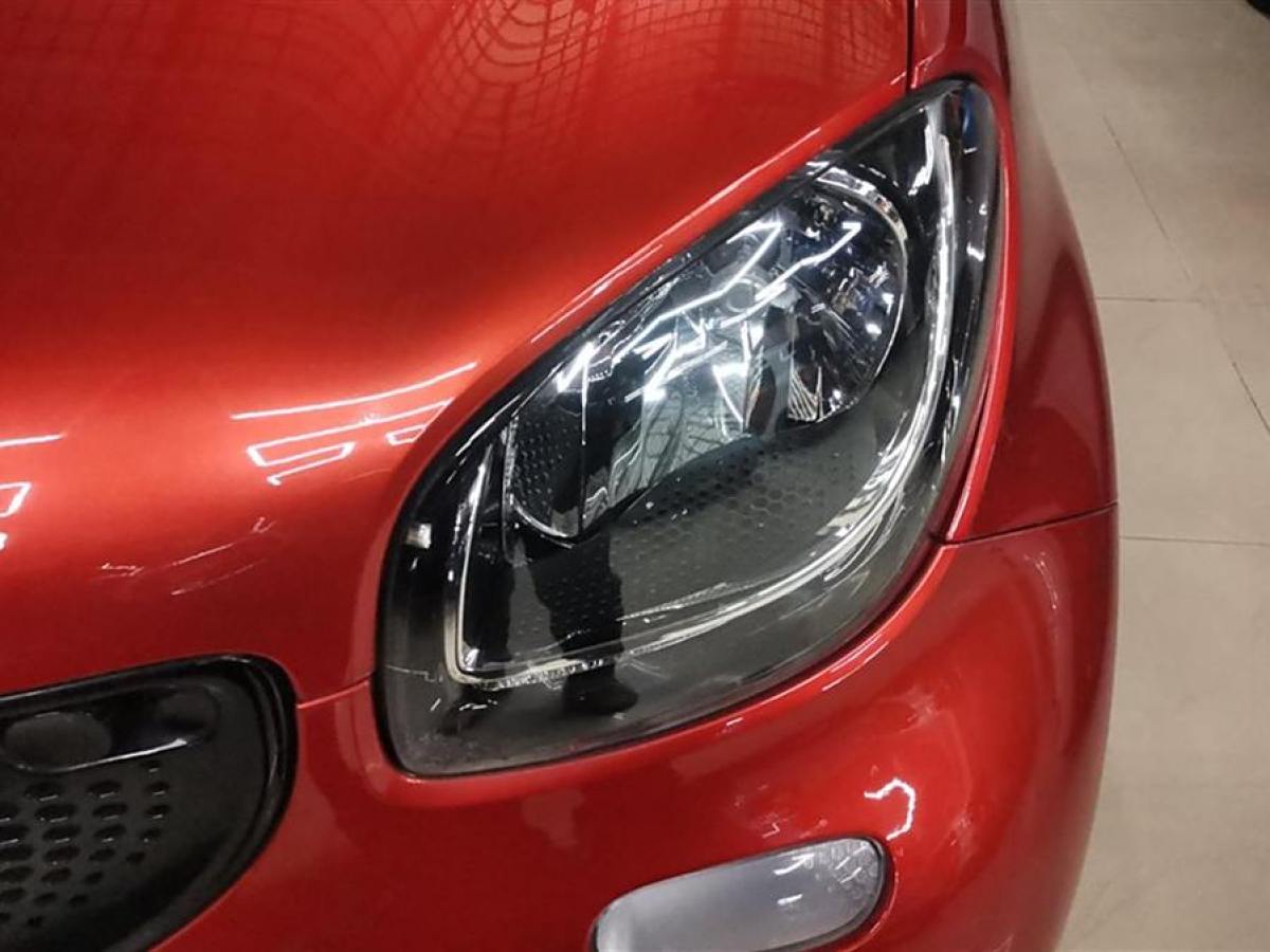 smart forfour  2016款 1.0L 52千瓦激情版圖片