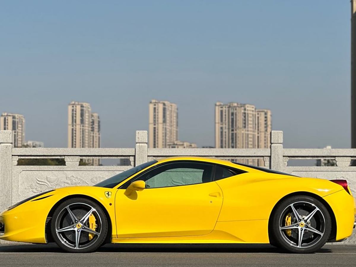 法拉利 458  2011款 4.5L Italia圖片