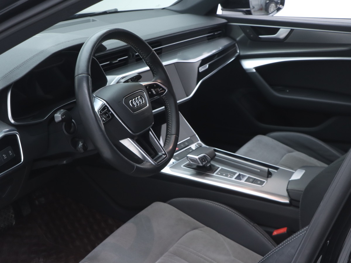 奧迪 奧迪A6L  2020款 40 TFSI 豪華動(dòng)感型圖片