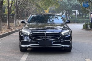 奔驰E级 奔驰 改款 E 300 L 豪华型