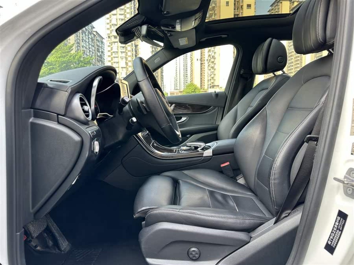 奔馳 奔馳GLC  2018款 改款 GLC 260 4MATIC 豪華型圖片