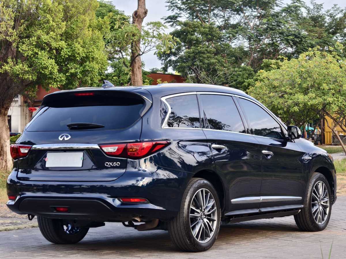 2019年7月英菲尼迪 QX60  2020款 2.5 S/C Hybrid 兩驅(qū)卓越版 國VI