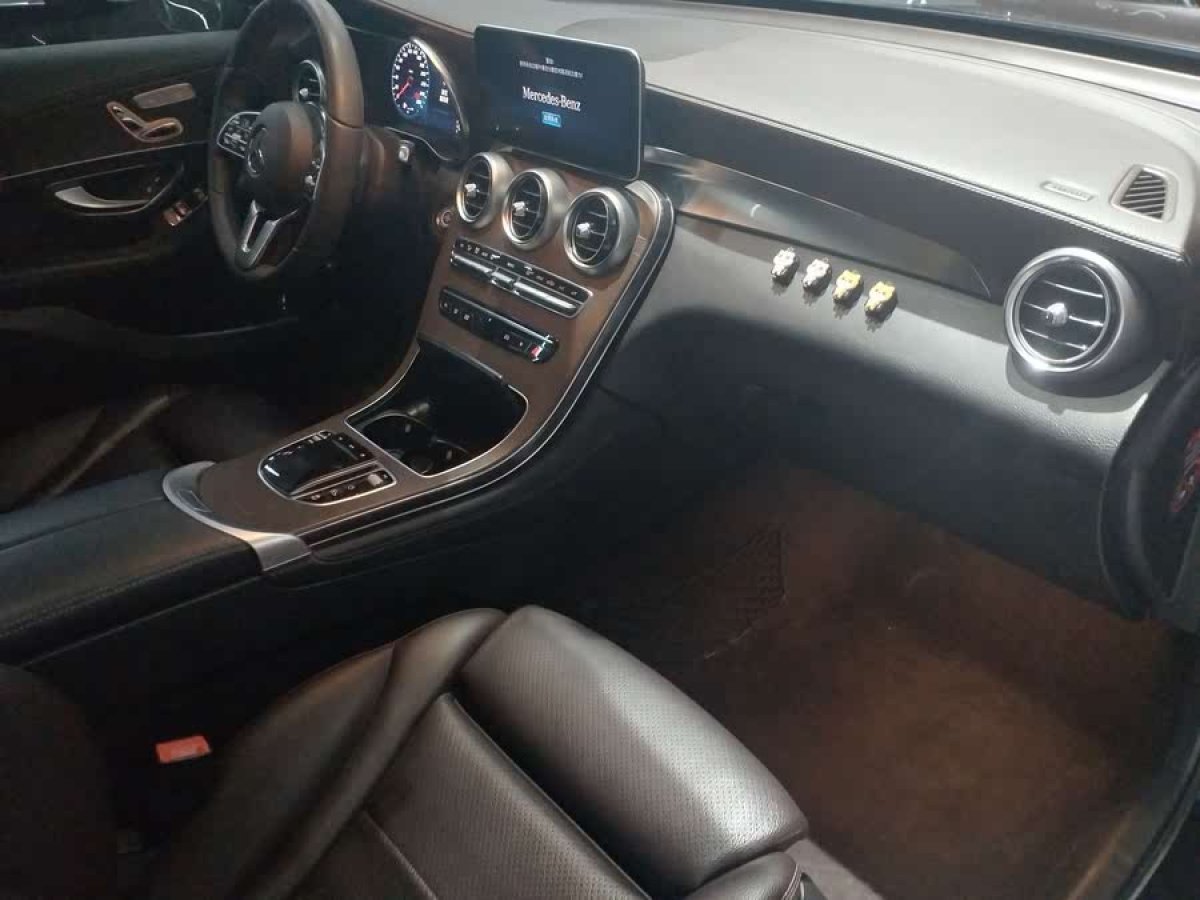 奔馳 奔馳GLC  2025款 改款 GLC 260 L 4MATIC 豪華型圖片