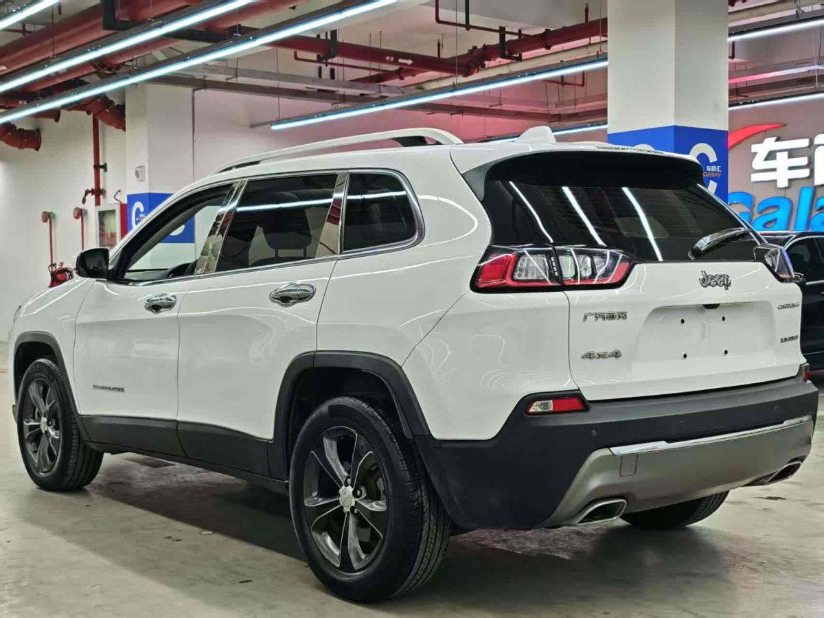 Jeep 自由光  2019款 2.0T 四驅(qū)探享版 國(guó)VI圖片