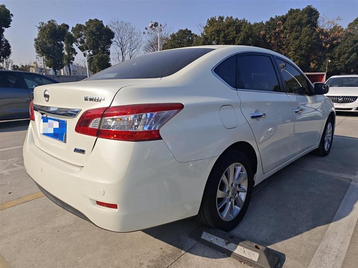 日產(chǎn) 軒逸  2012款 1.6XL CVT豪華版圖片