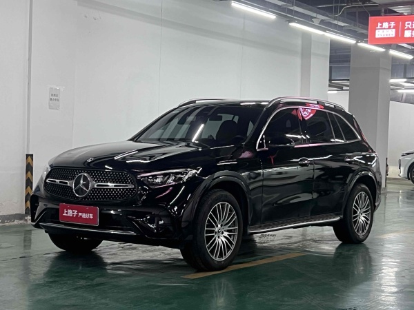 奔驰 奔驰GLC  2023款 改款 GLC 300 L 4MATIC 动感型 5座