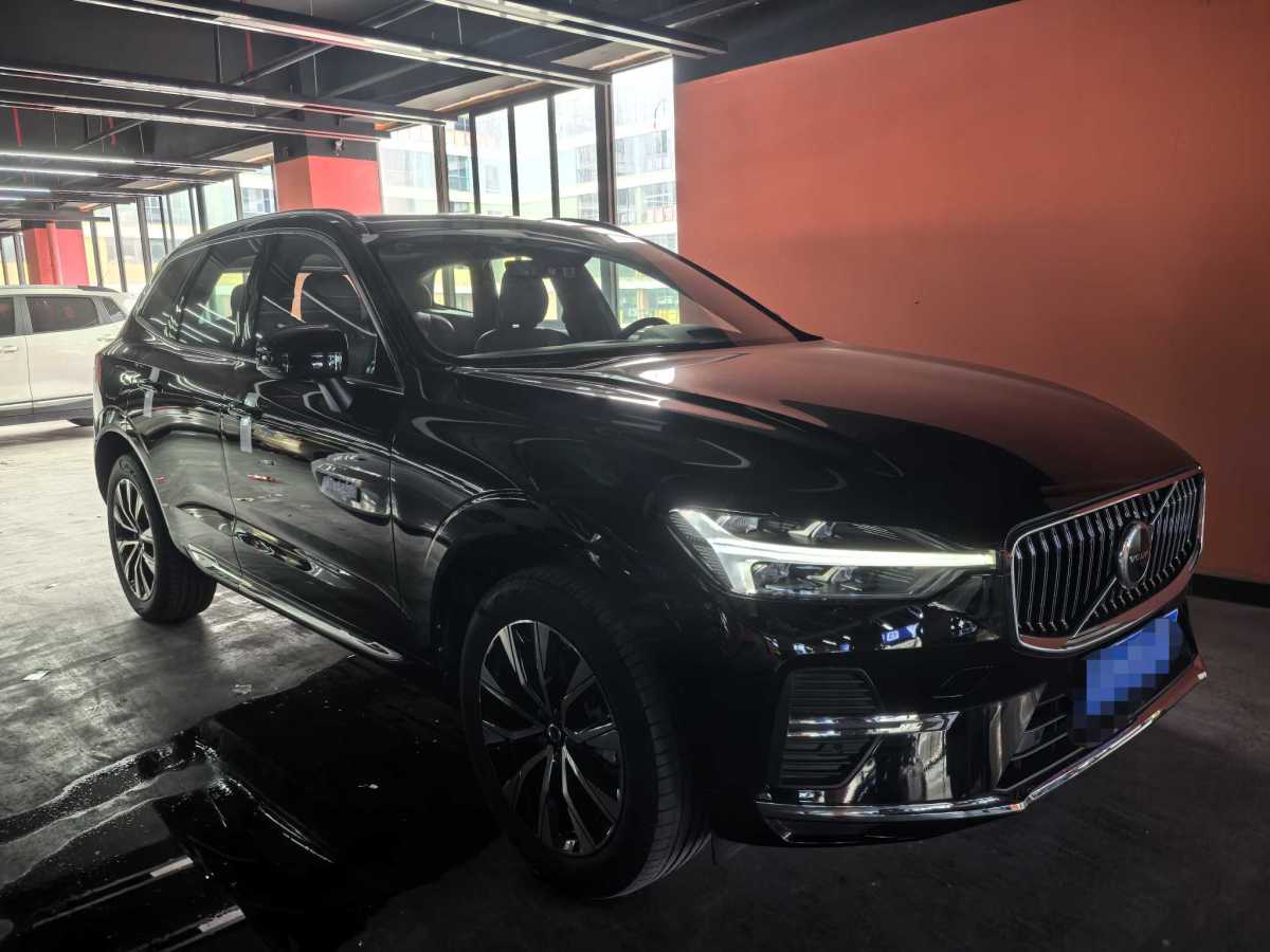 沃爾沃 XC60  2024款 B5 四驅(qū)智遠(yuǎn)豪華版圖片