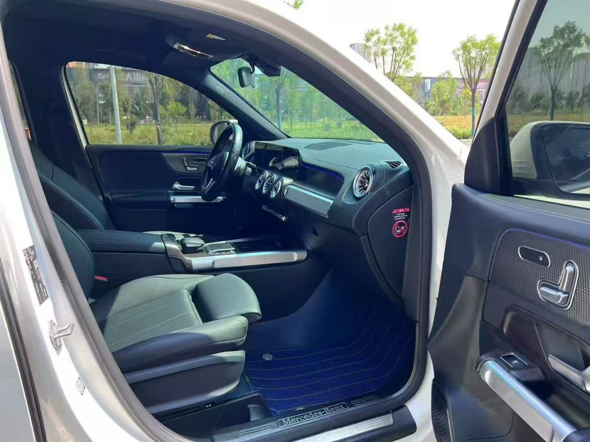 奔馳 奔馳GLC  2023款 GLC 260 L 4MATIC 動(dòng)感型 5座圖片