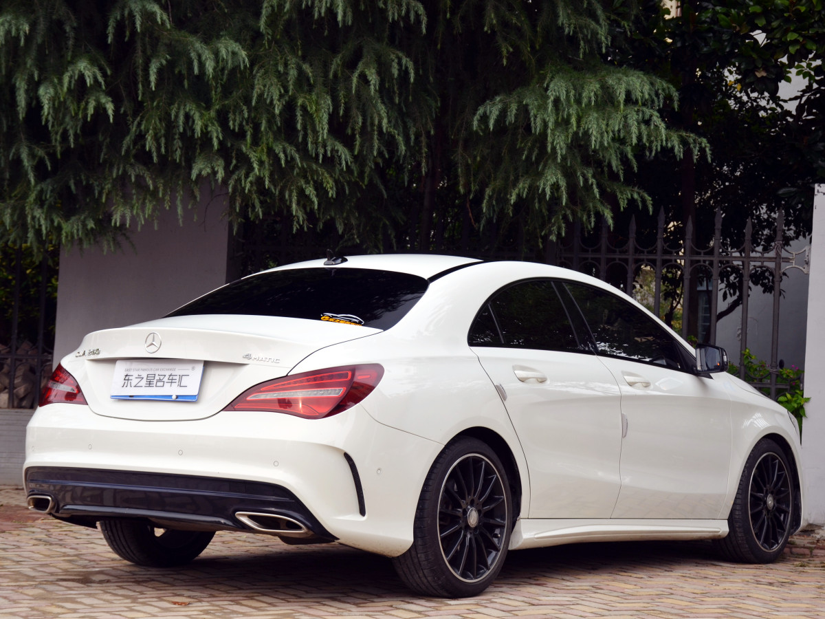 2016年11月奔馳 奔馳CLA級(jí)  2016款 改款 CLA 260 4MATIC