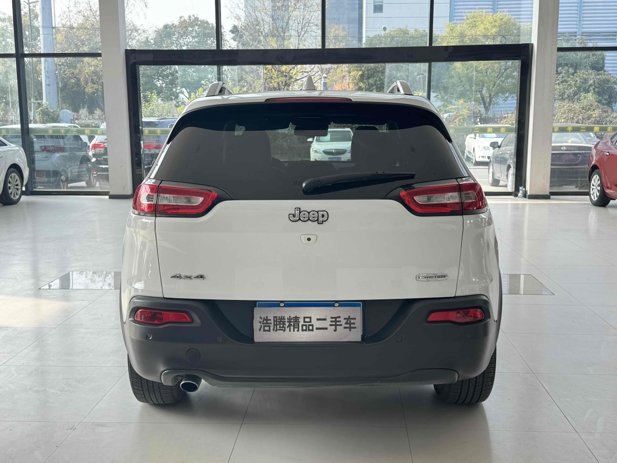 Jeep 自由光  2014款 2.4L 豪華版圖片