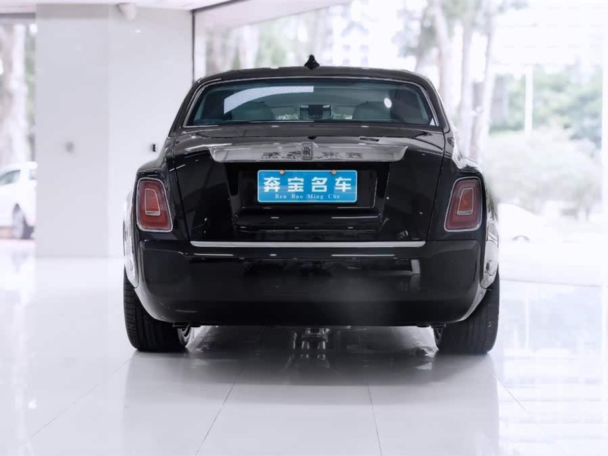 勞斯萊斯 幻影  2018款  6.7T 長(zhǎng)軸距版圖片