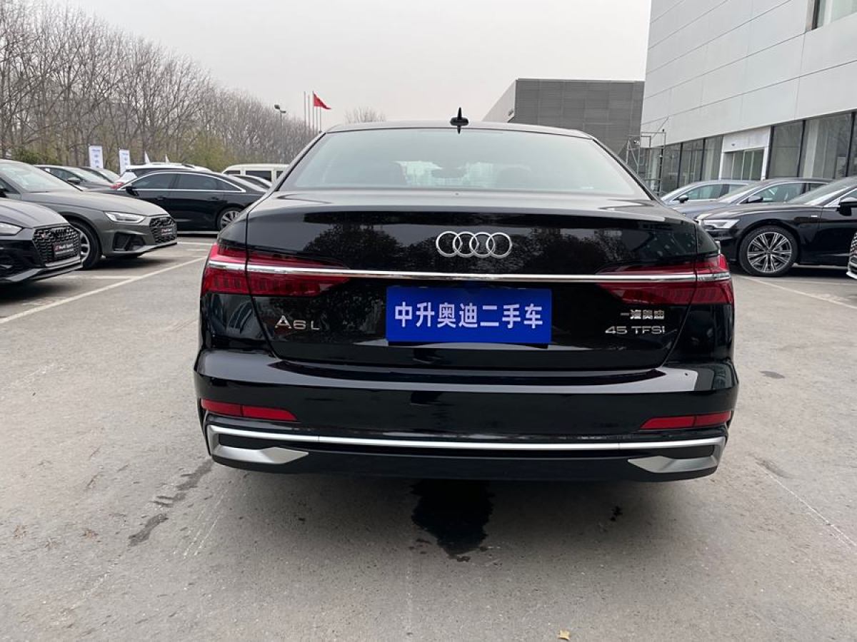 奧迪 奧迪A6L  2024款 45 TFSI 臻選動(dòng)感型圖片