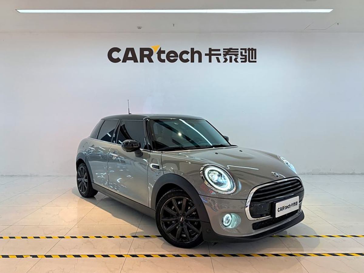 MINI MINI  2021款 1.5T COOPER 藝術(shù)家 五門版圖片