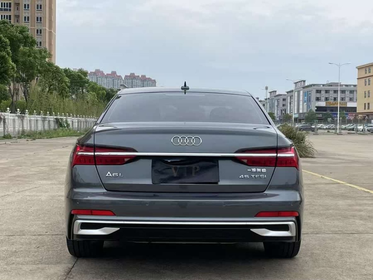 奧迪 奧迪A6L  2019款 40 TFSI 豪華動(dòng)感型圖片