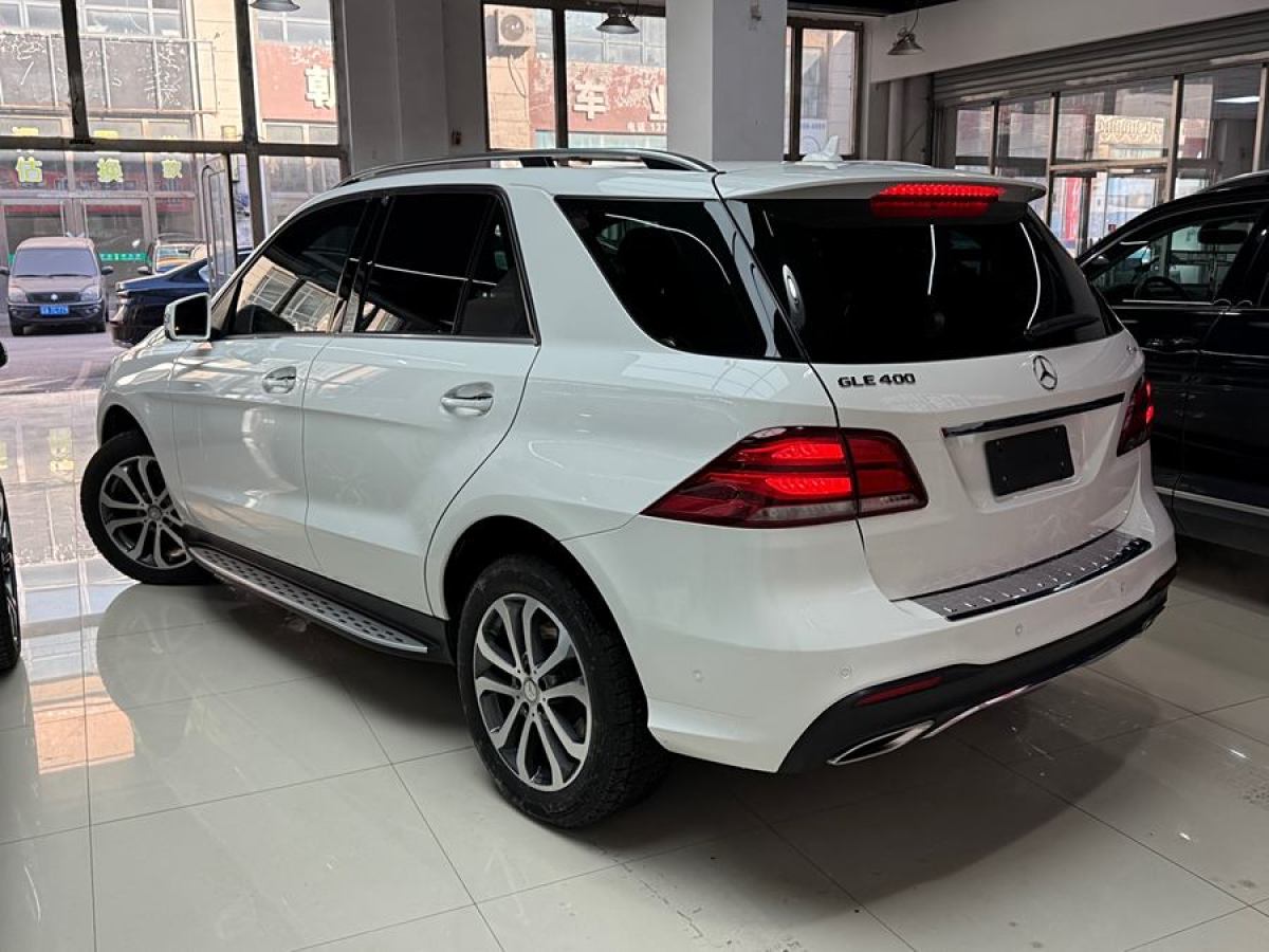 奔馳 奔馳GLE  2016款 GLE 320 4MATIC 動感型圖片