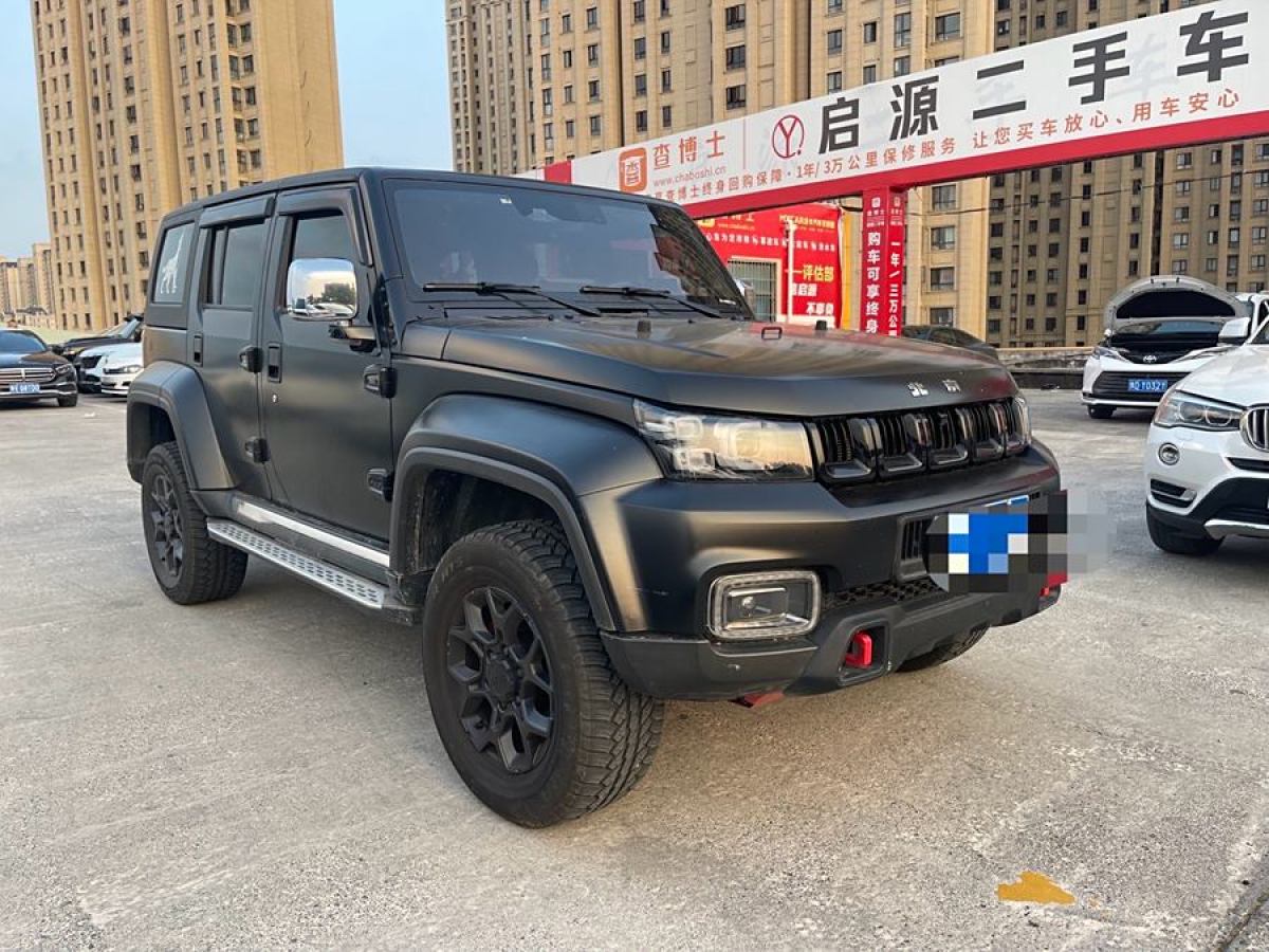 北京 BJ40  2021款 2.0D 自动四驱刀锋英雄版侠客型图片