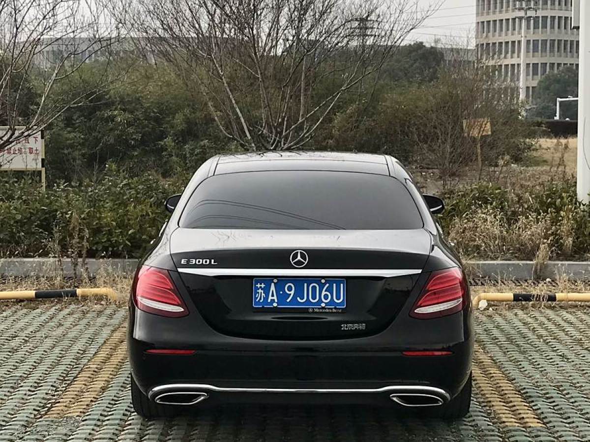 奔馳 奔馳E級  2020款 E 300 L 豪華型圖片